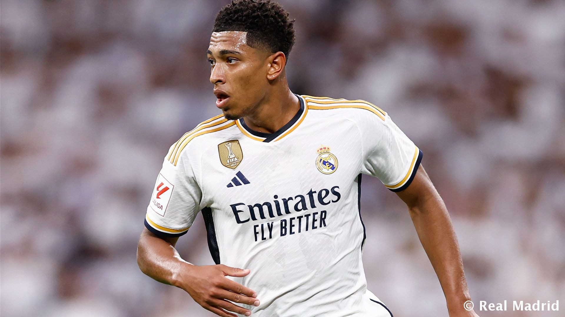 穆索：国米是夺冠热门之一，这场胜利极大地提振了球队的士气（穆索：国米属于争冠热门，这场胜利显著提升了全队士气）