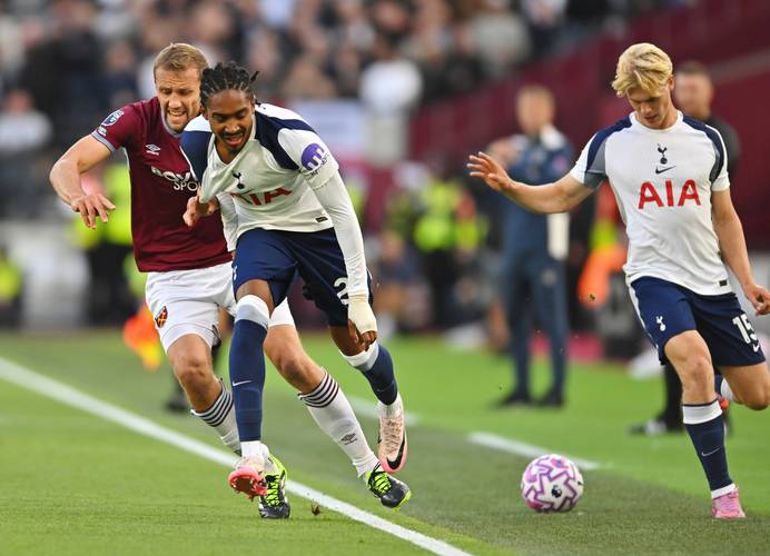 米体：伊尔迪兹的续约谈判因薪水问题陷入僵局，众豪门虎视眈眈（米体：薪资分歧令伊尔迪兹续约受阻，多家豪门伺机而动）