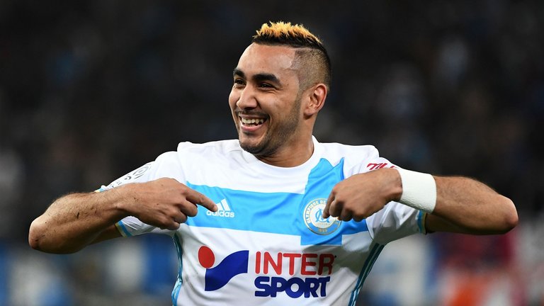 图片报：米兰对金玟哉感兴趣，在今夏就曾观察过他（图片报：米兰有意金玟哉，今夏已派人考察）