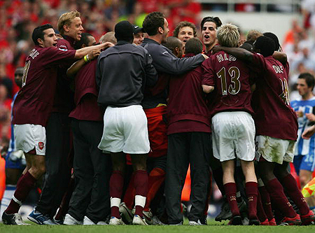 新门将新中锋？阿莫林：我们在努力提升球队，这也取决于市场