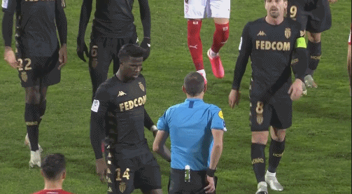 环球足球奖年度最佳教练候选：恩里克、斯洛特、弗里克在列