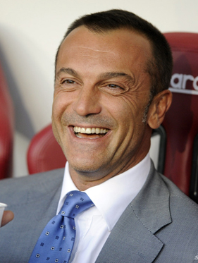 泽林斯基：点球绝对不存在；接下来必须回联赛里赢球（泽林斯基：这粒点球根本不存在，接下来必须在联赛取胜）