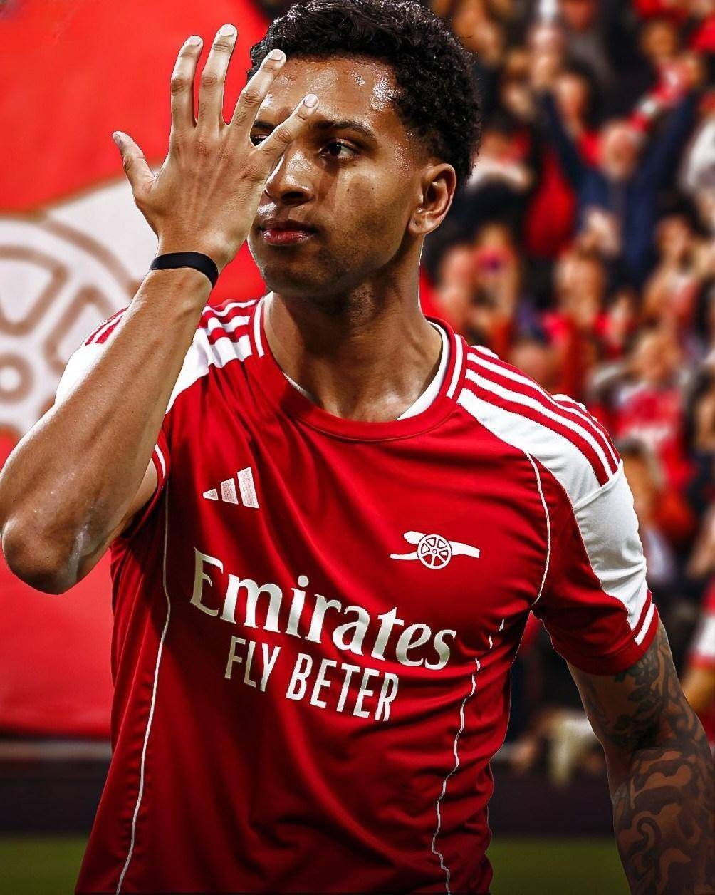 懂球帝2025年10月足坛MVP：姆巴佩蝉联！（懂球帝评选2025年10月足坛MVP，姆巴佩成功卫冕）